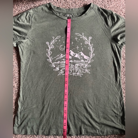 2 western tees - Picture 9 of 11